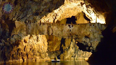 جولة إلى مغارة ألتين بيشيك من كيزيلوت