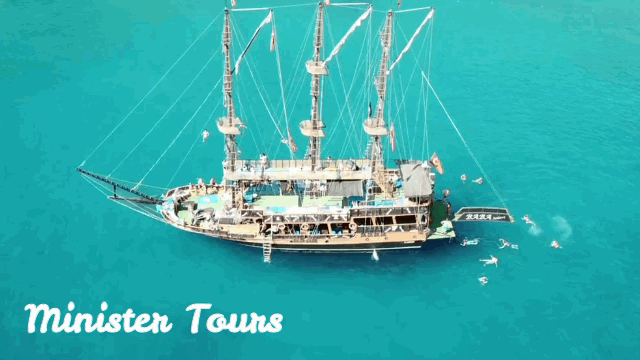 Kadriye bootstour gif