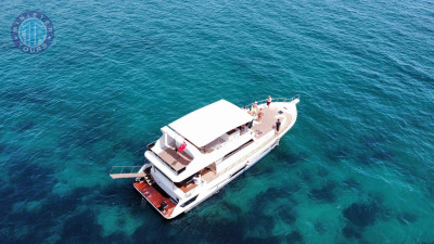 قایق خصوصی در آلانیا gif