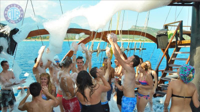 رحلة السفينة القراصنة في تورونتش