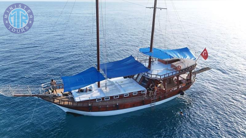 Slide 10 - Kemer Relax Boat