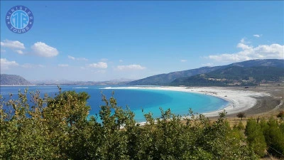 Saldos ežeras iš Alanijos